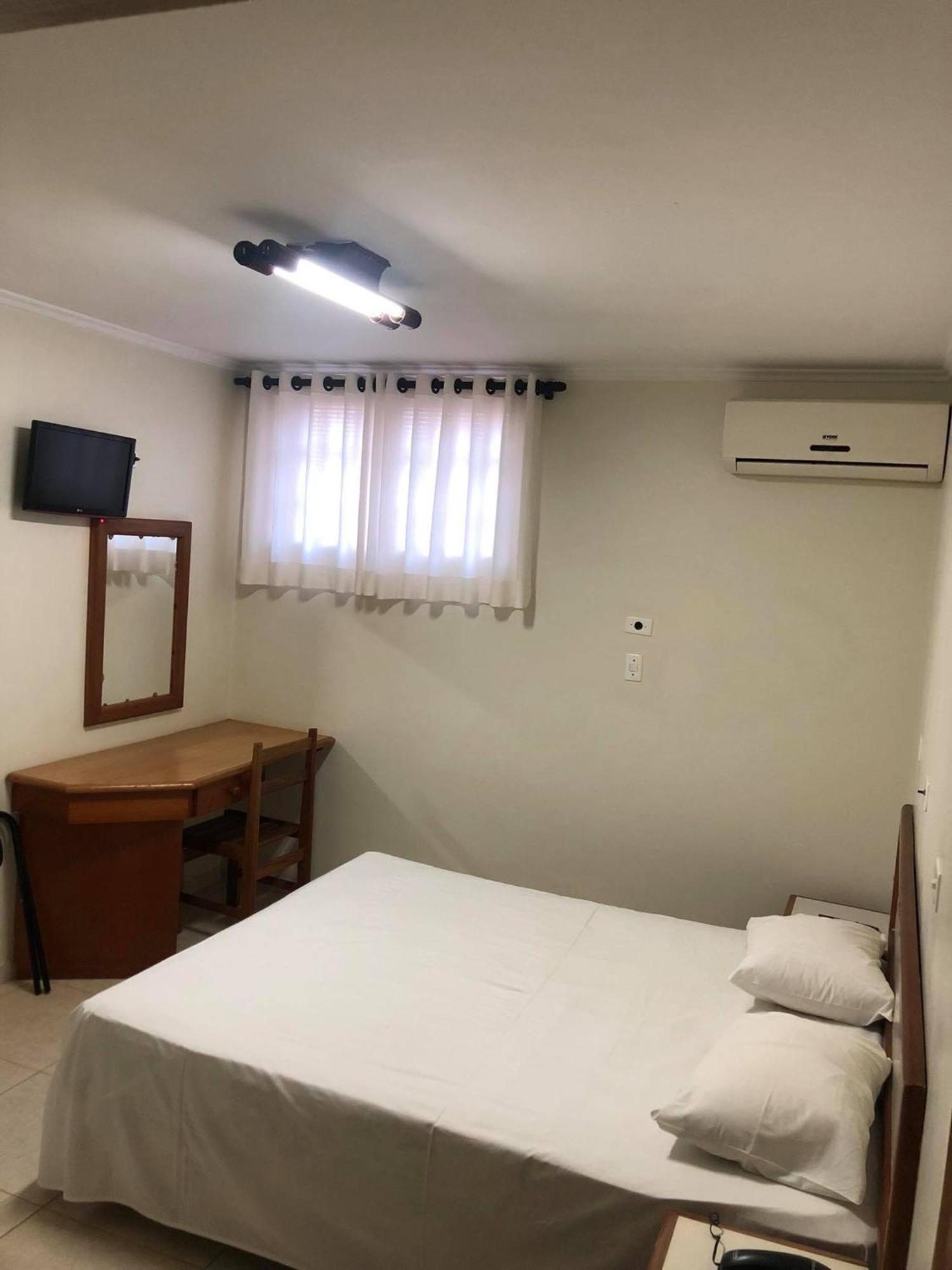 Regio Plaza Hotel Ourinhos Bagian luar foto
